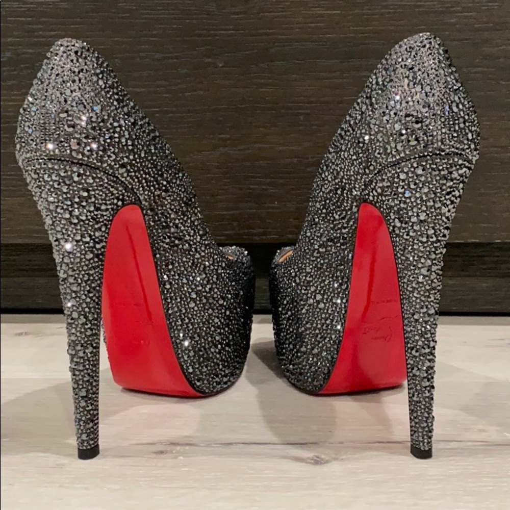 Louboutin Daffodile Crystal Strass Pumps - 38.5 - Picture 2 of 8